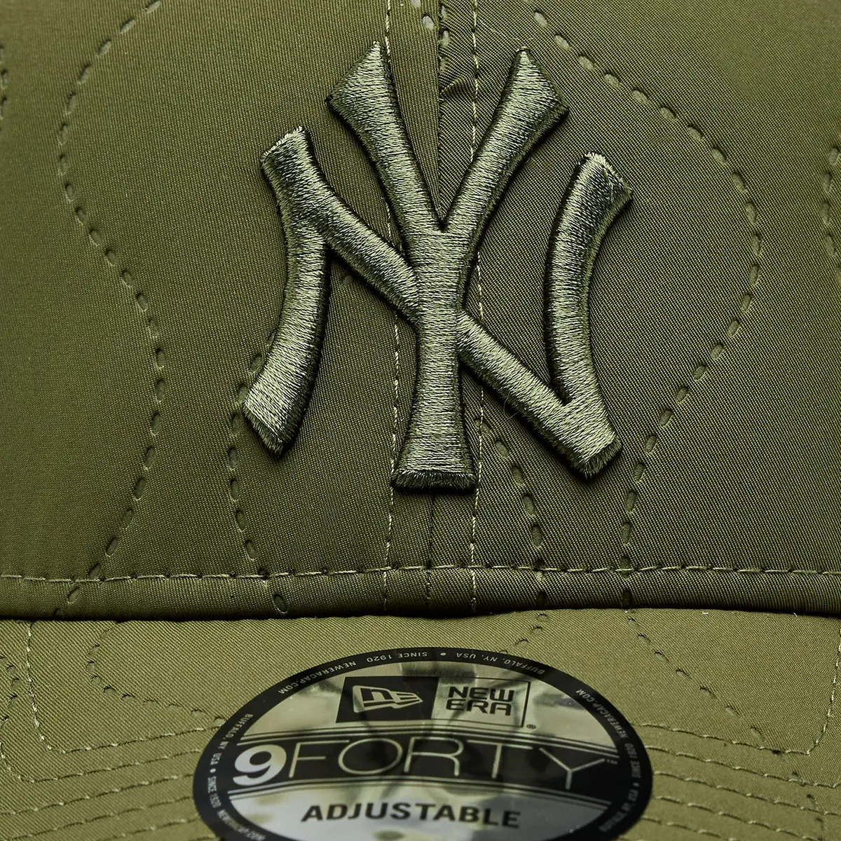 NEW ERA MLB QUILTED 9FORTY NEYYAN  NOVNOV 
