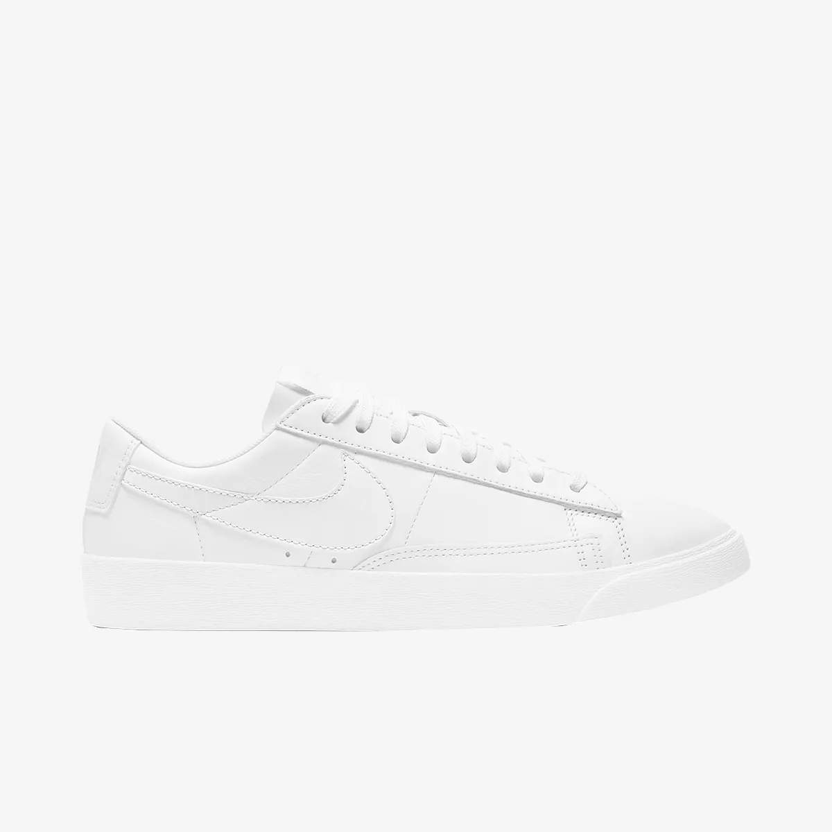 NIKE W BLAZER LOW LE 