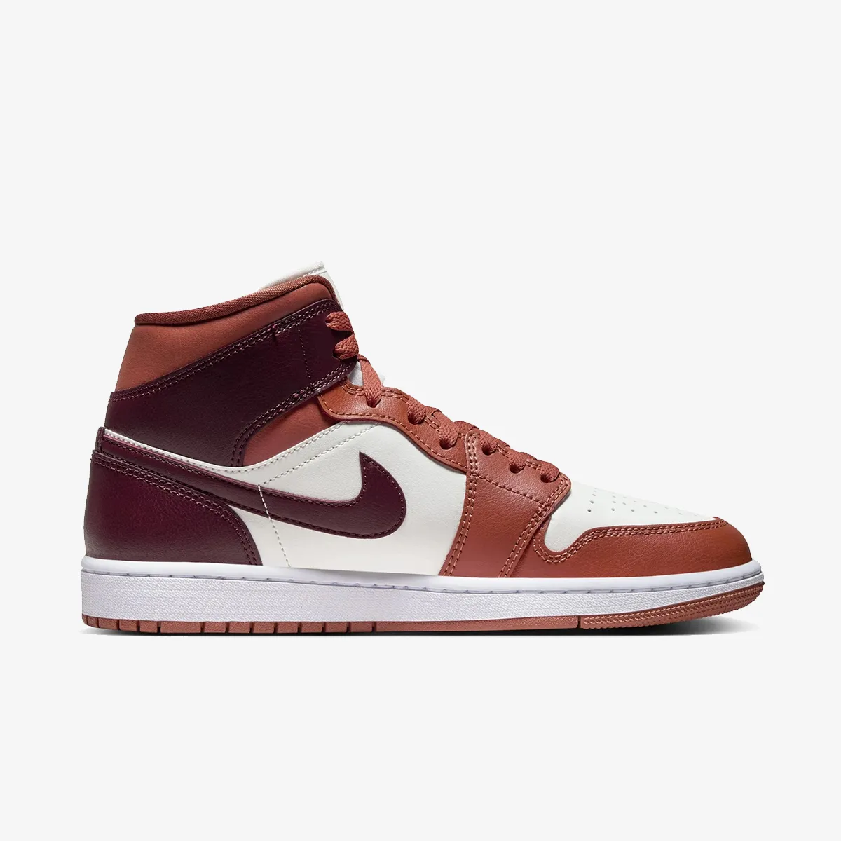 NIKE WMNS AIR JORDAN 1 MID 