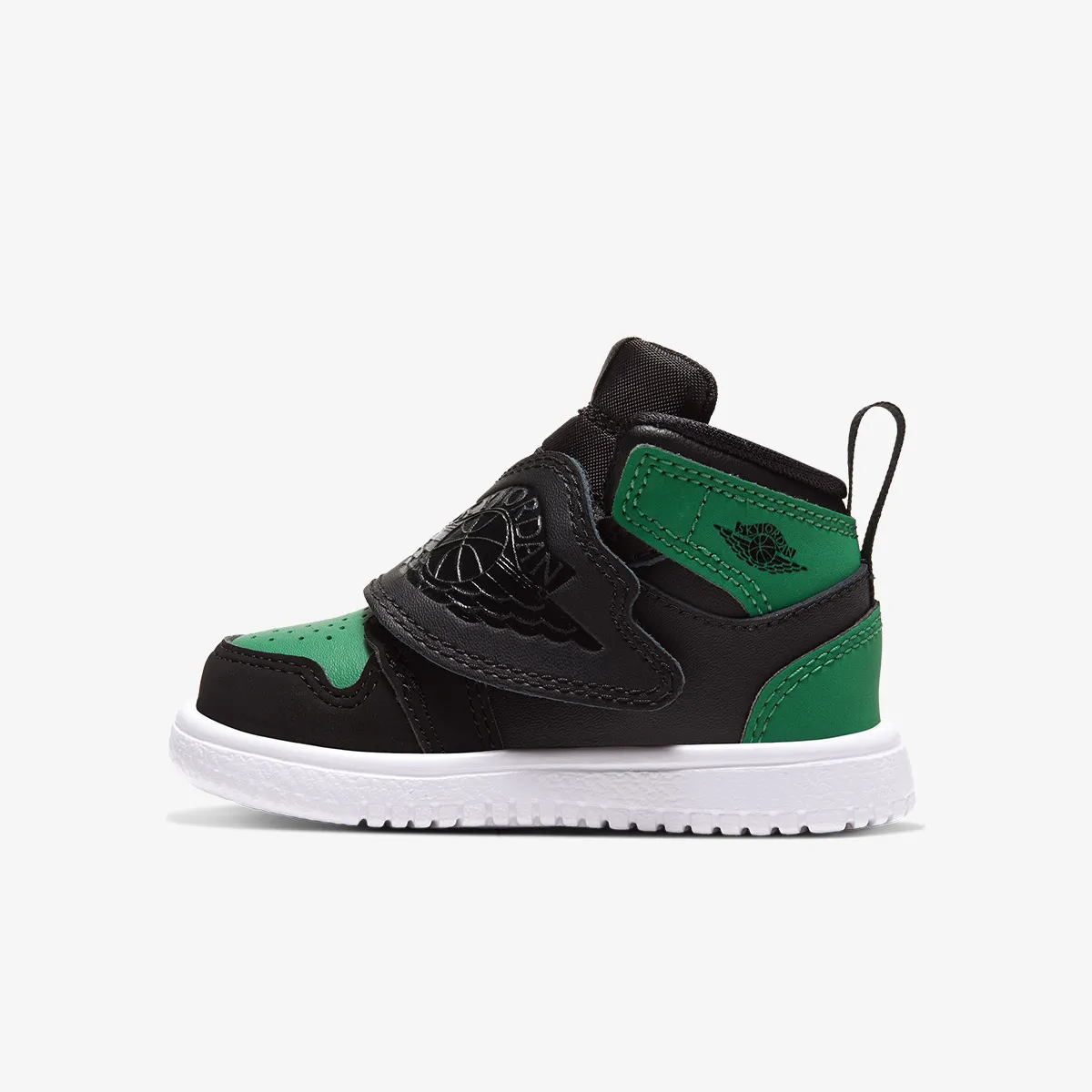 NIKE SKY JORDAN 1 BT 