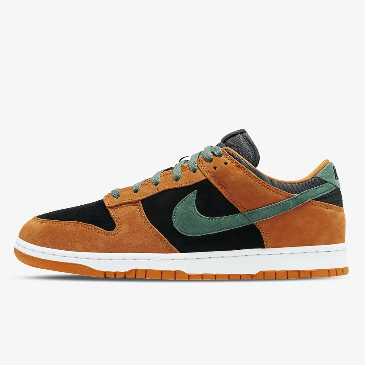 NIKE NIKE DUNK LOW SP 