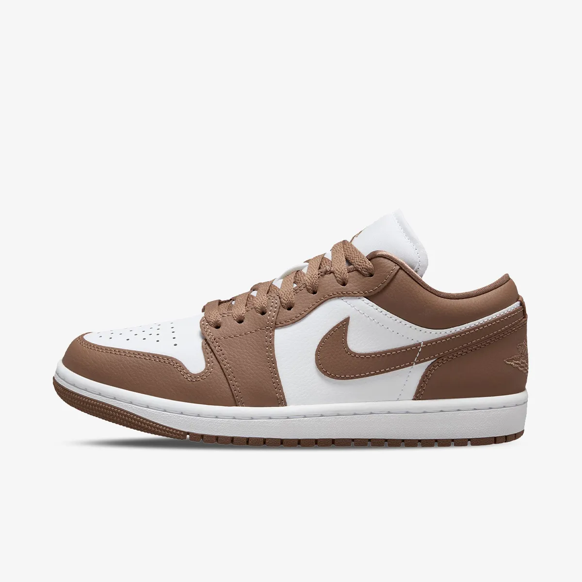 NIKE WMNS AIR JORDAN 1 LOW 
