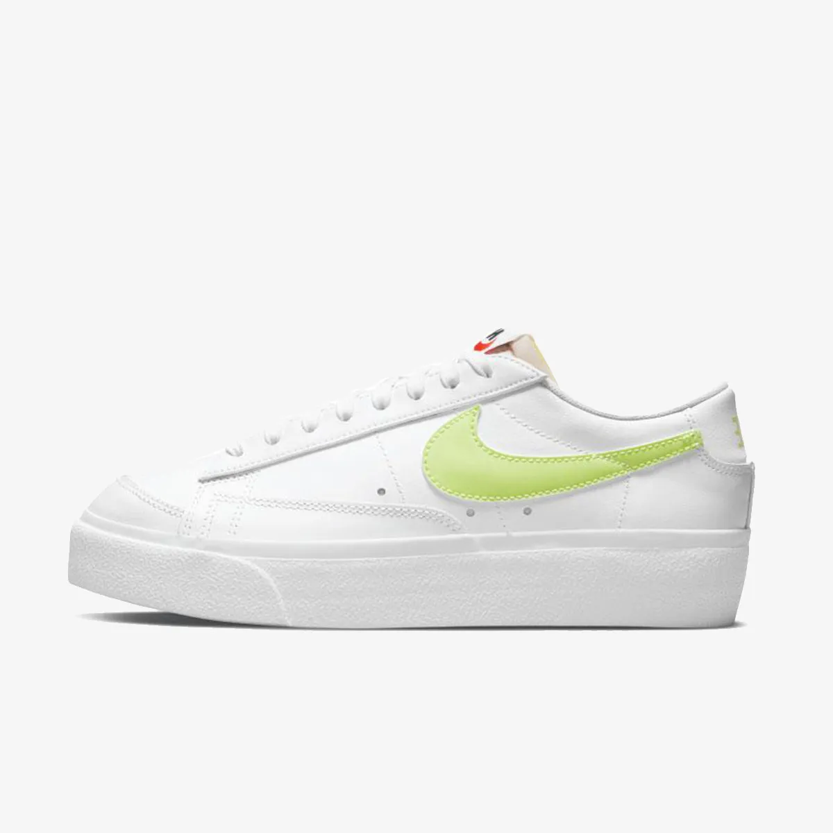 NIKE W BLAZER LOW PLATFORM 