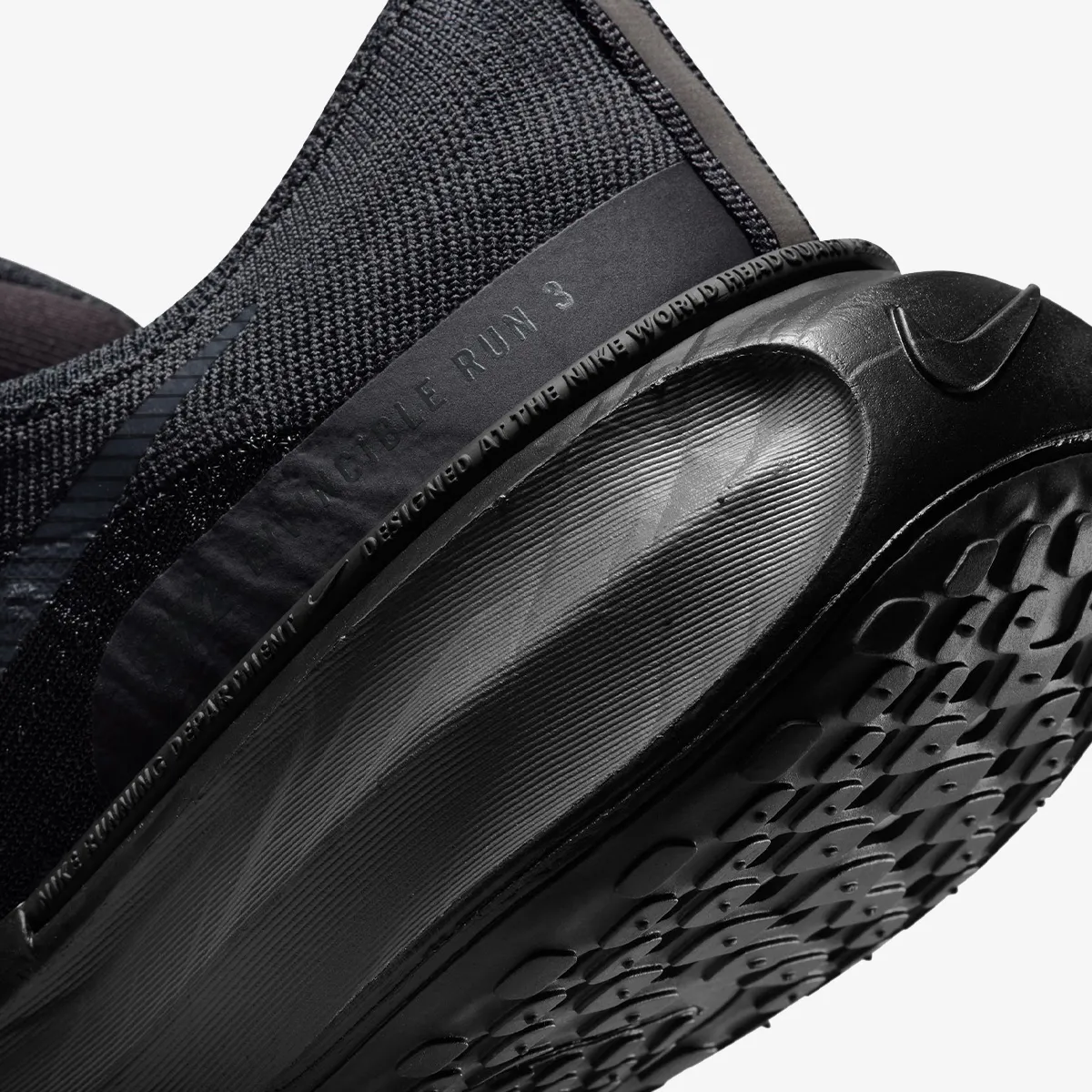 NIKE WMNS ZOOMX INVINCIBLE RUN FK 3 