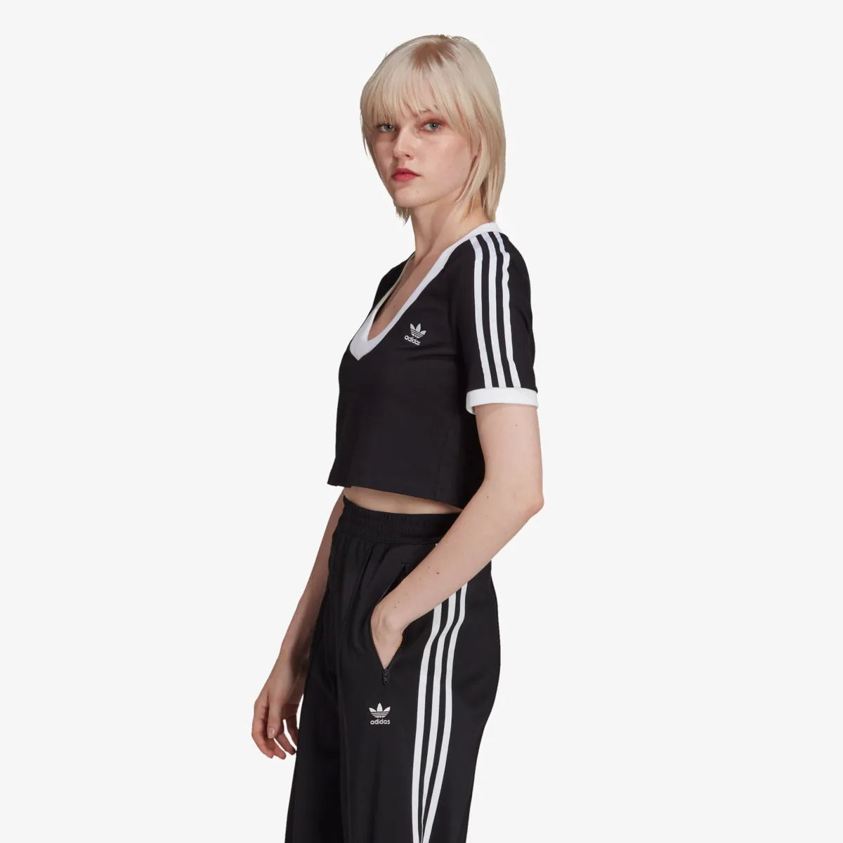 ADIDAS CROPPED TEE 