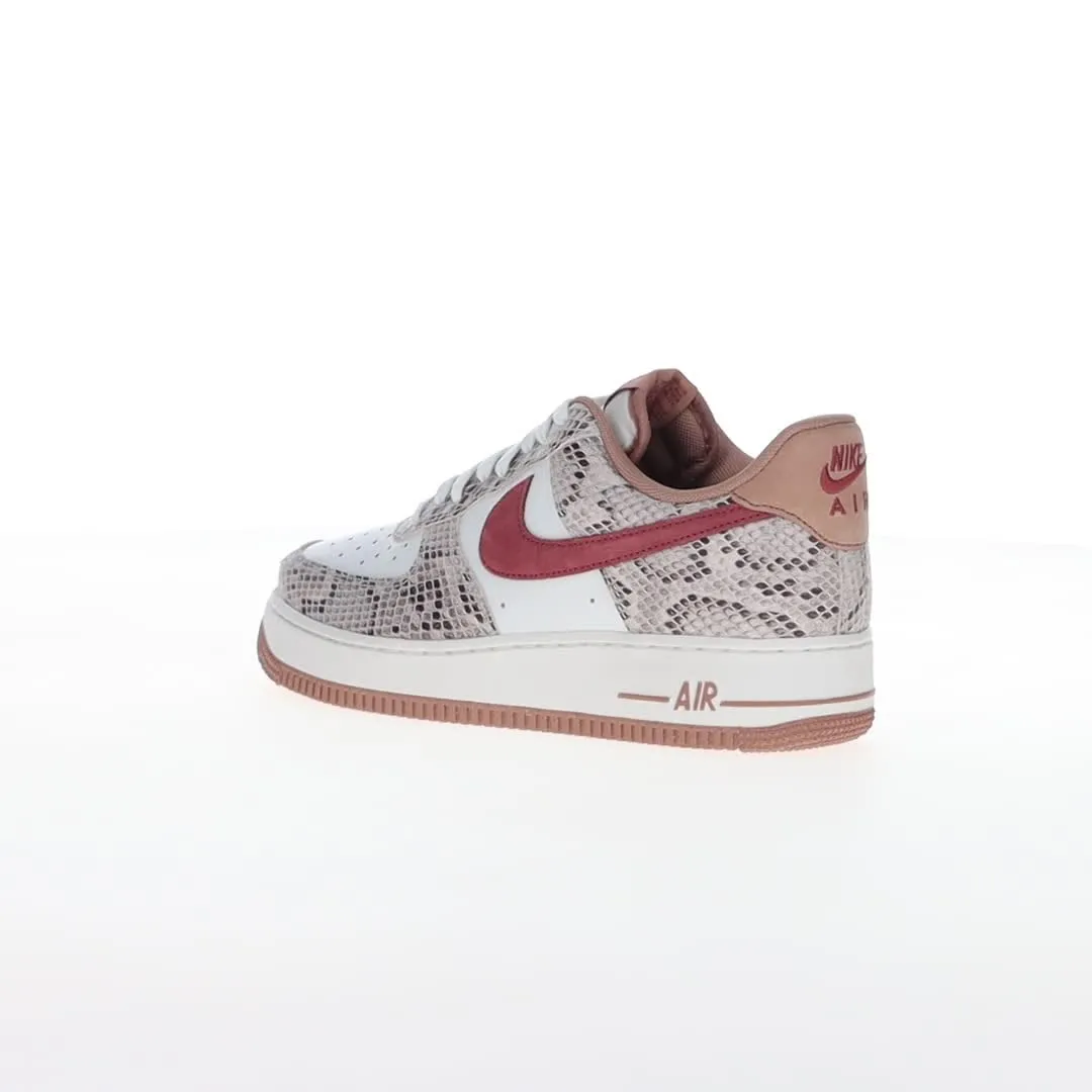 NIKE AIR FORCE 1 '07 LV8 EMB