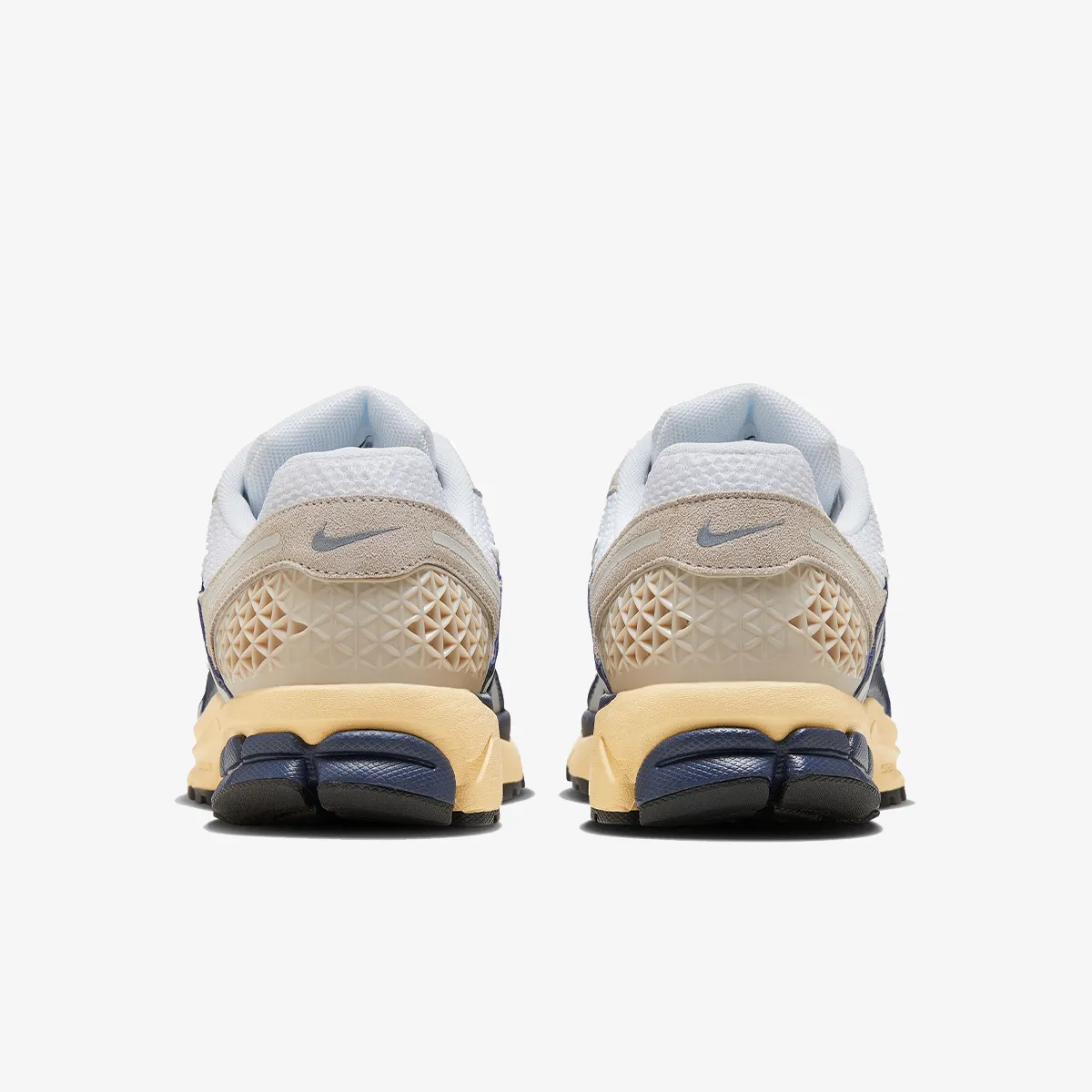 NIKE NIKE ZOOM VOMERO 5 NCPS 
