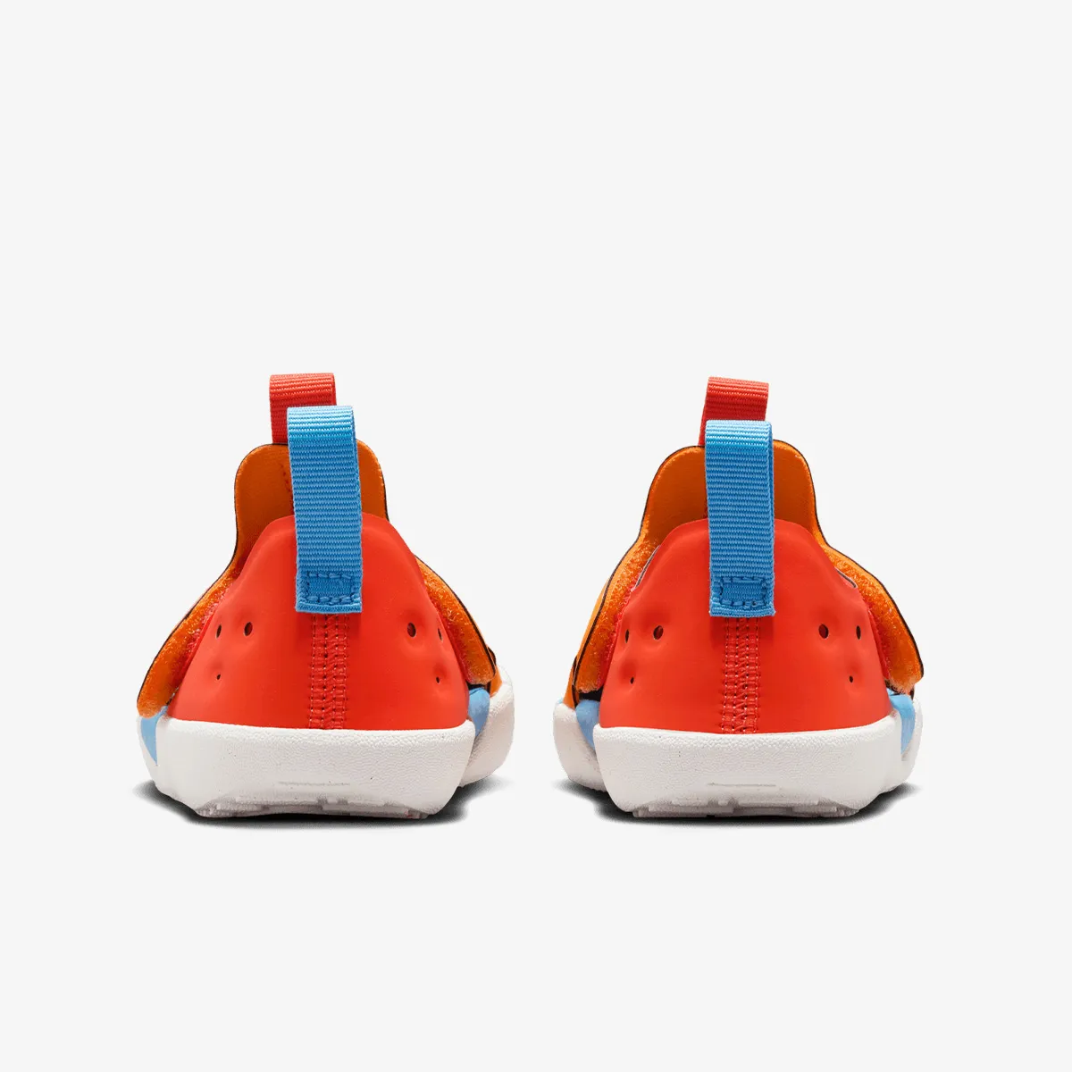 NIKE SUNRAY PROTECT 4 BT 