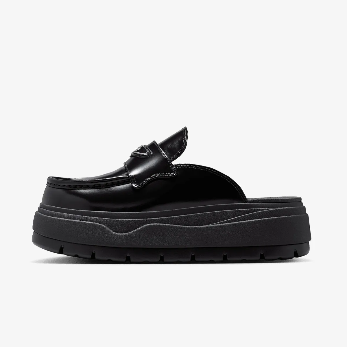 NIKE WMNS AIR JORDAN MULE 