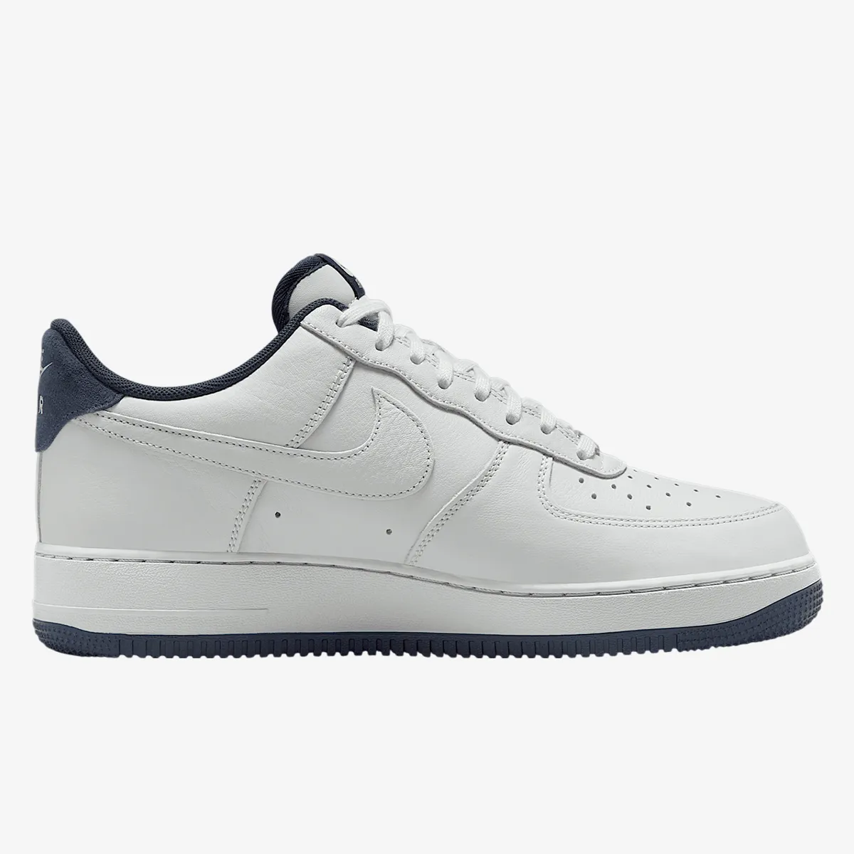 NIKE AIR FORCE 1 ’07 LV8 ESS+ 