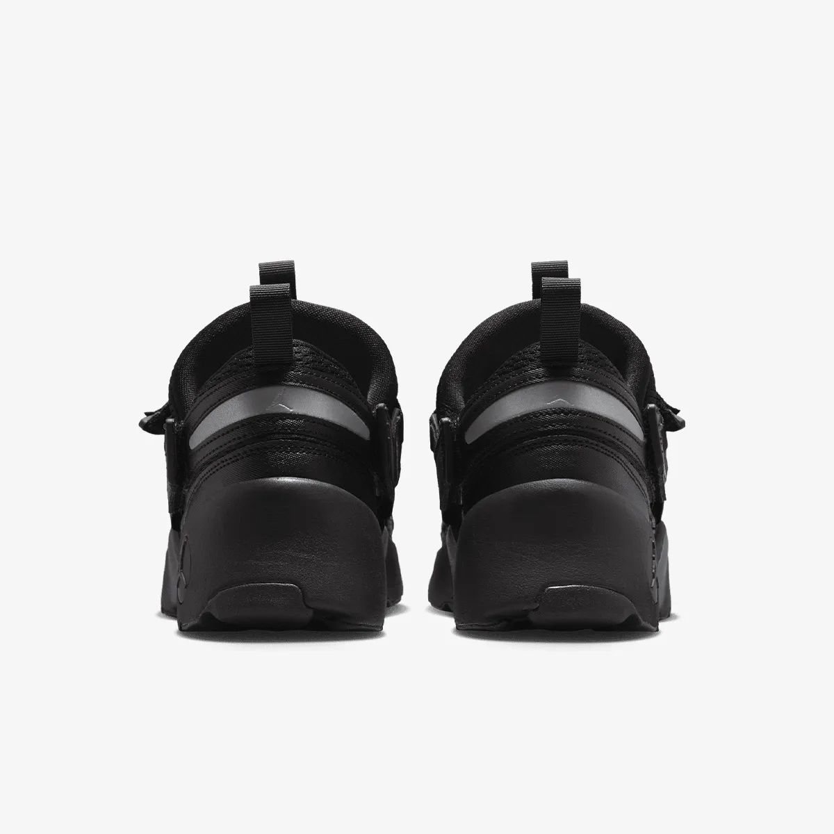 NIKE WMNS JORDAN TRUNNER LX 