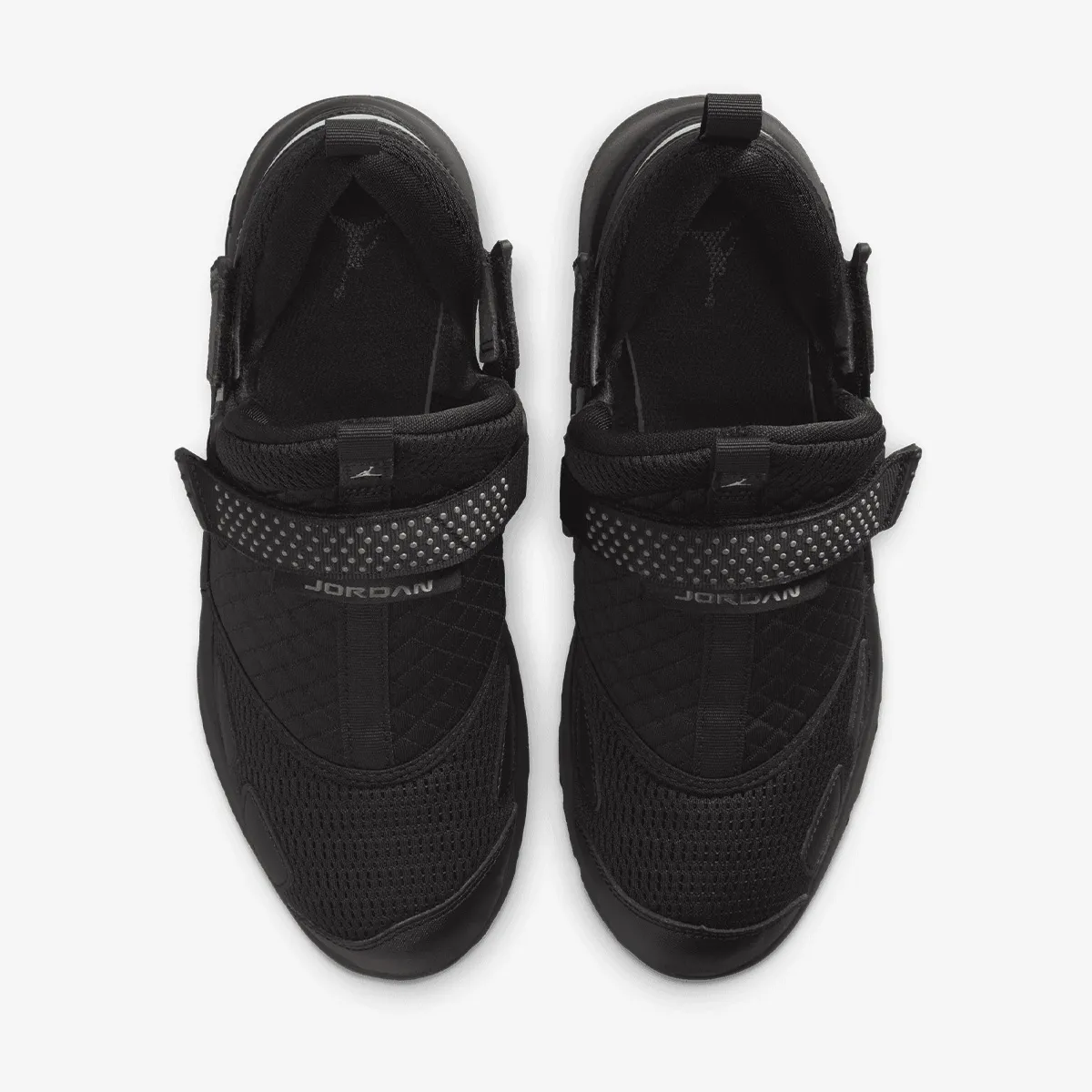 NIKE WMNS JORDAN TRUNNER LX 