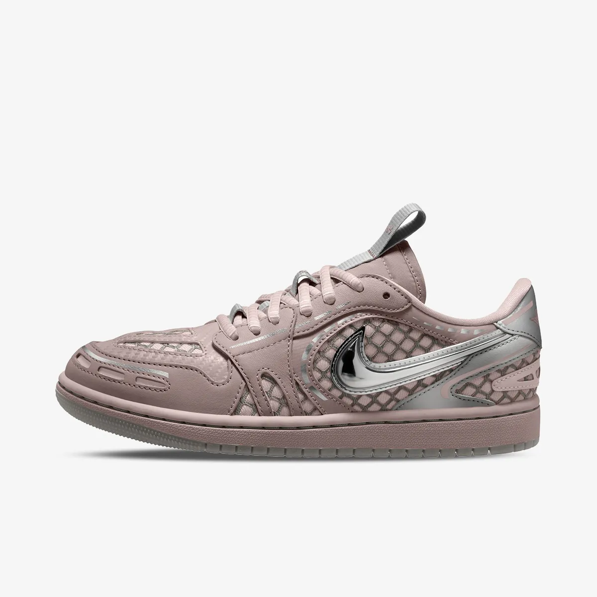 NIKE WMNS AIR JORDAN 1 MM LOW V3 