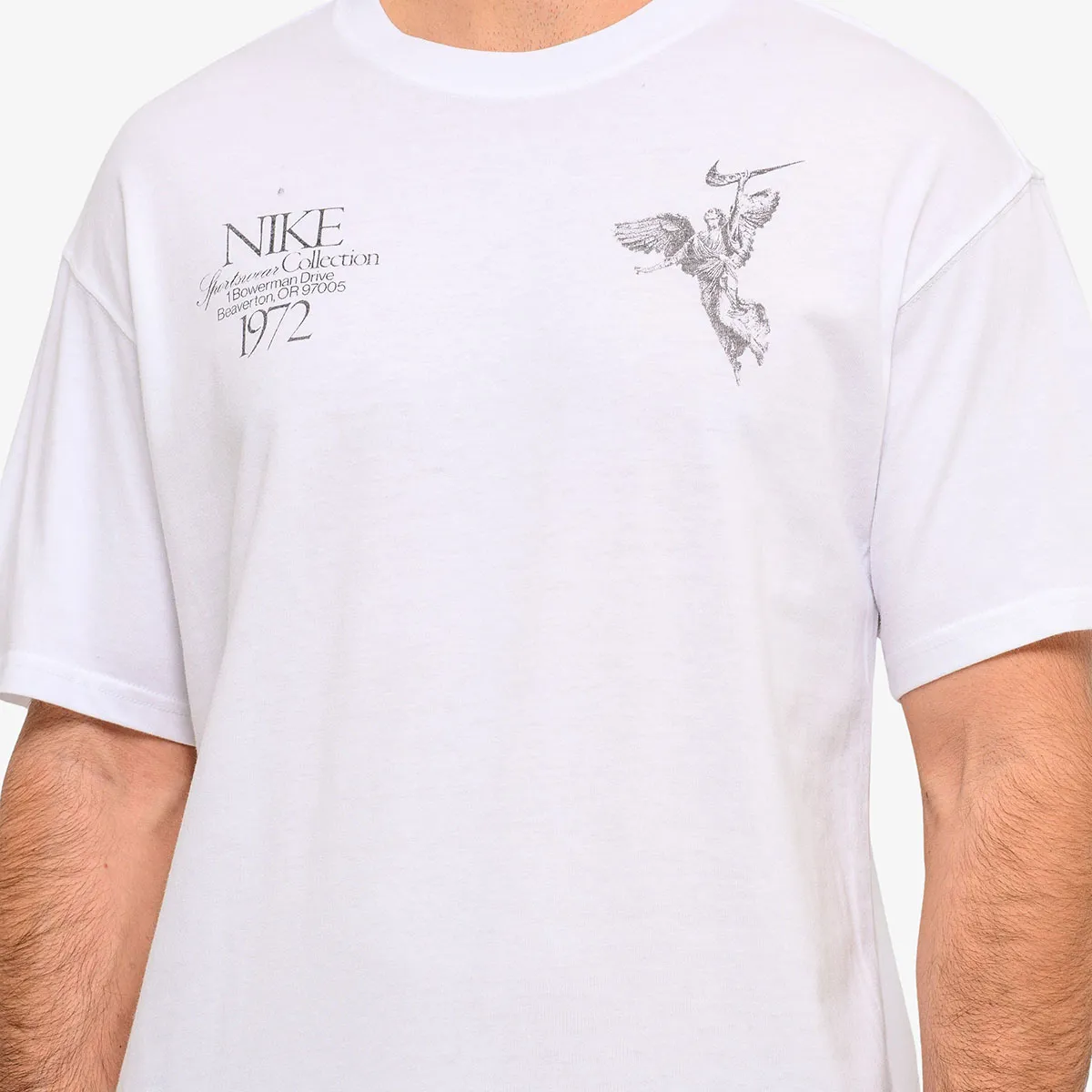 NIKE U NSW TEE M90 OC WINGS VICTORY 