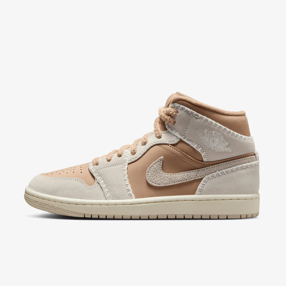 NIKE WMNS AIR JORDAN 1 MID SE 