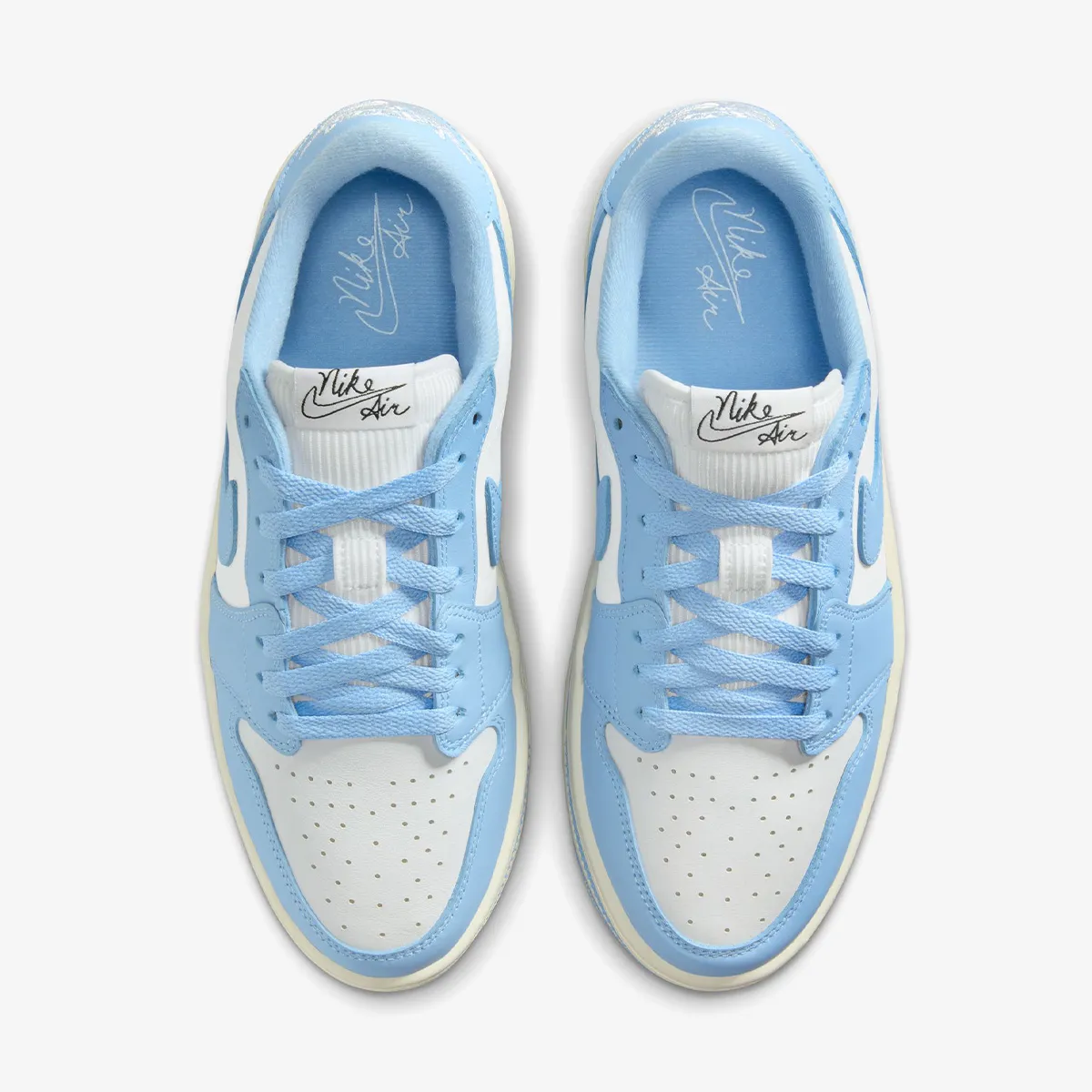 NIKE WMNS AIR JORDAN 1 TRIPLE STACK 