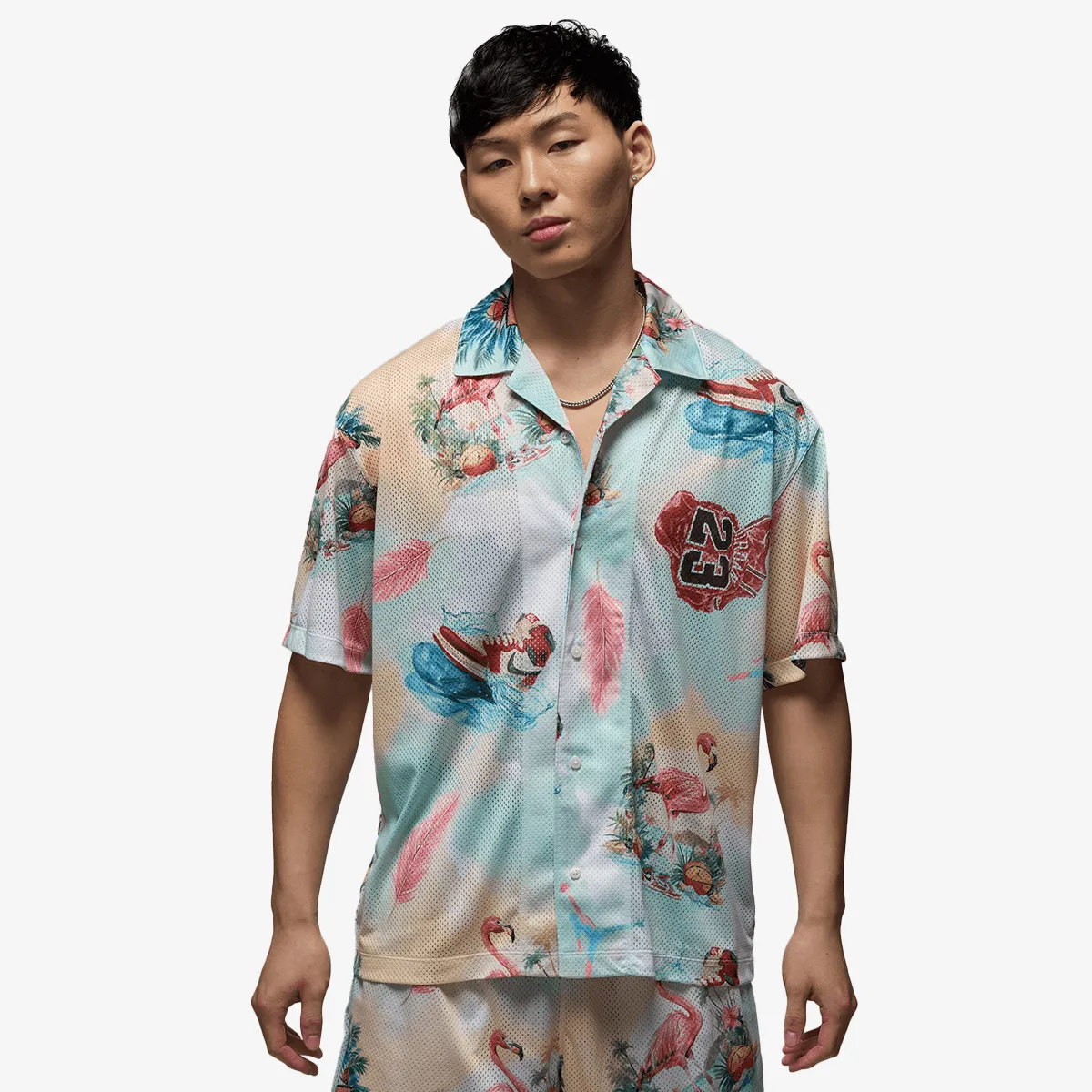 NIKE M J ESS SMR PK AOP CAMP TOP 