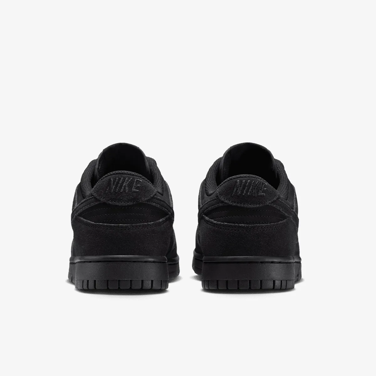 NIKE NIKE DUNK LOW RETRO SE NUBUCK 
