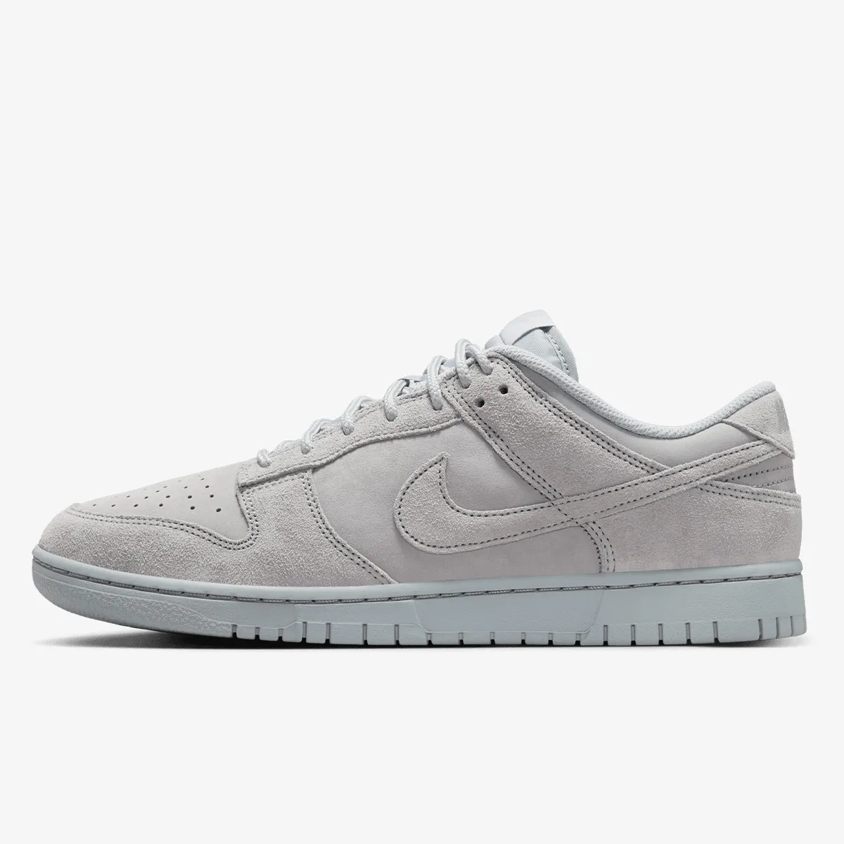 NIKE NIKE DUNK LOW RETRO SE NUBUCK 