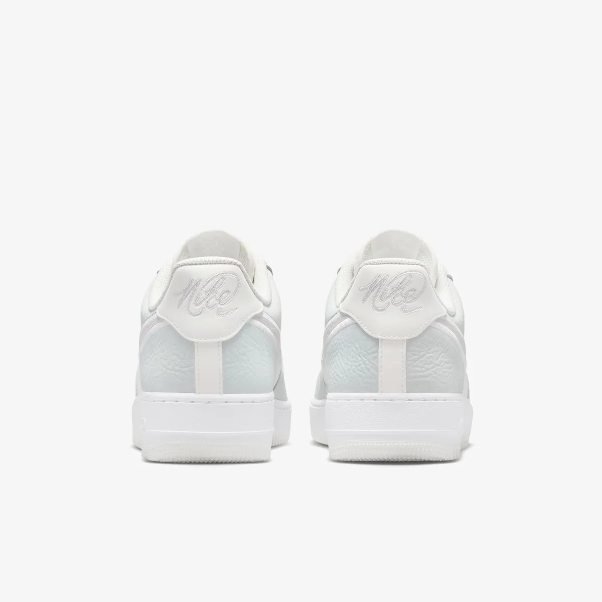 NIKE AIR FORCE 1 '07 LV8 ESS+ 