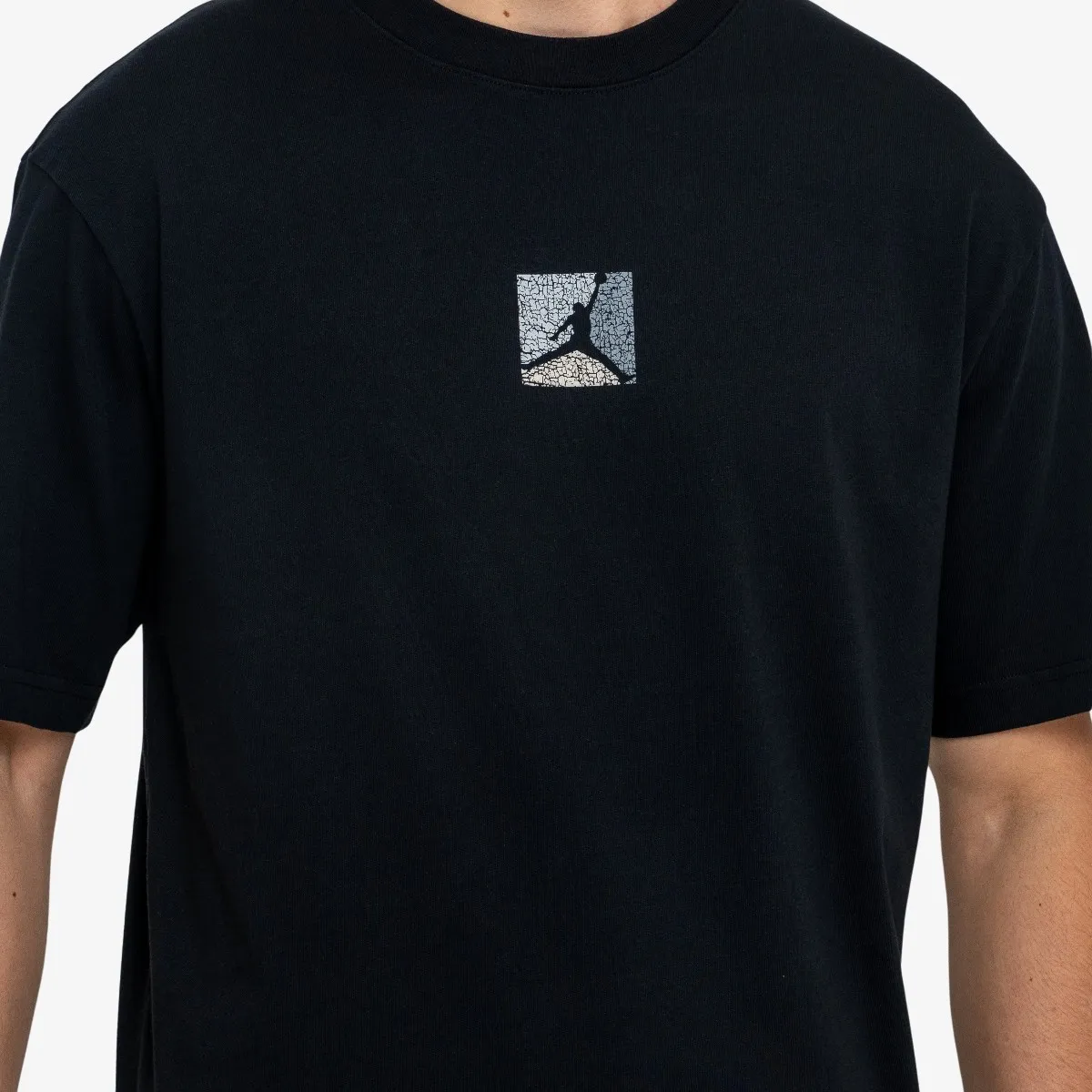 NIKE M J ELE GFX SS CREW 