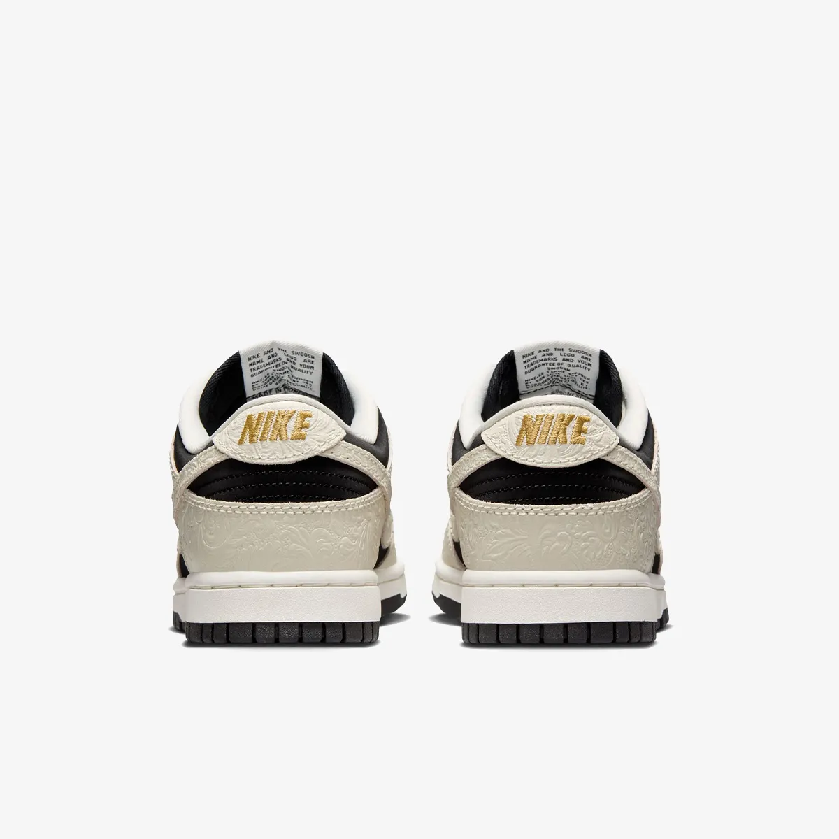 NIKE WMNS NIKE DUNK LOW SE 