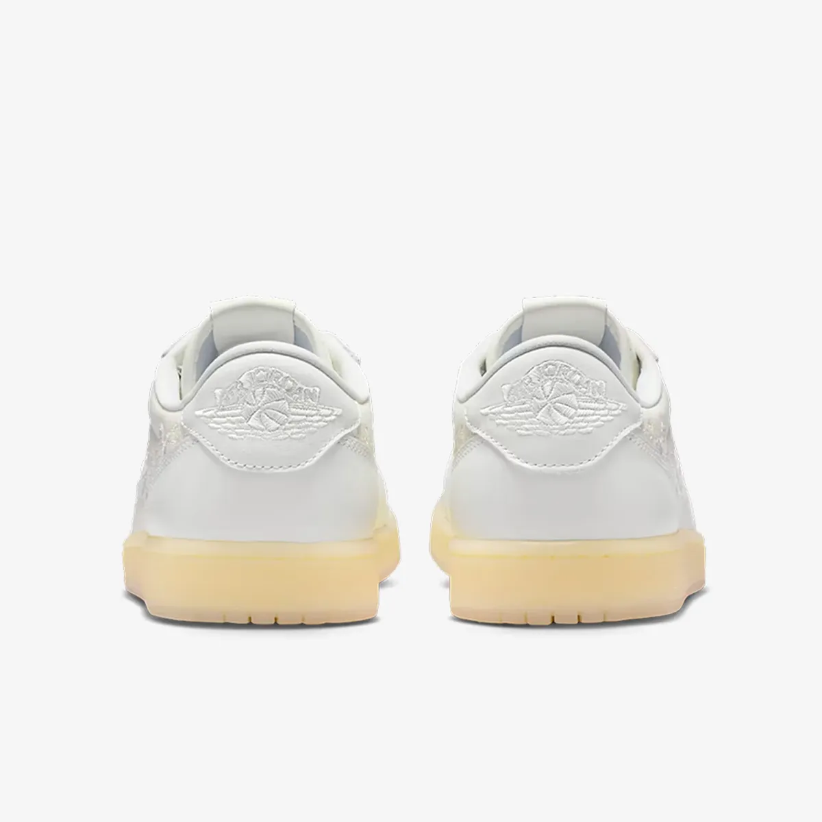 NIKE AIR JORDAN 1 RETRO LOW OG V2 