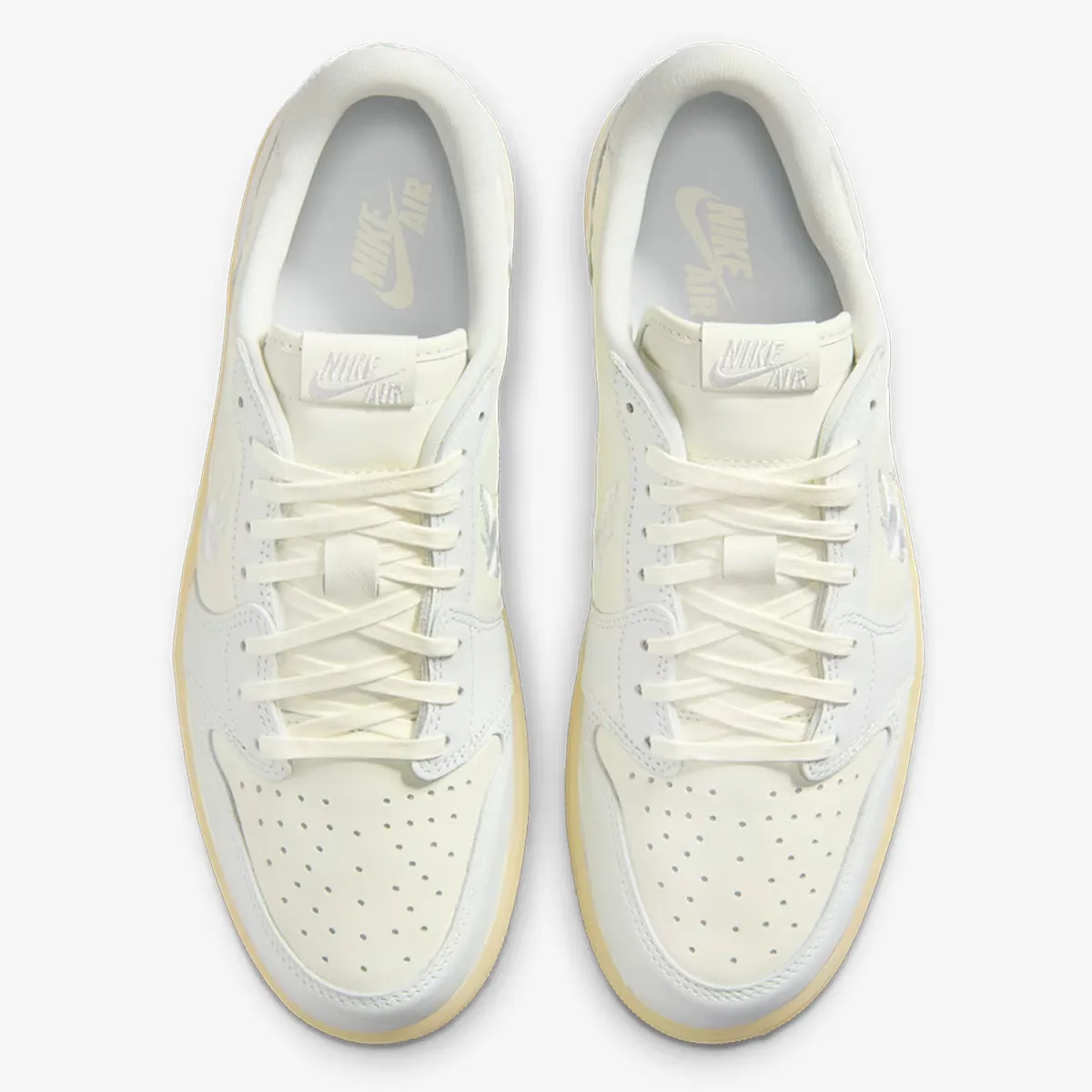 NIKE AIR JORDAN 1 RETRO LOW OG V2 