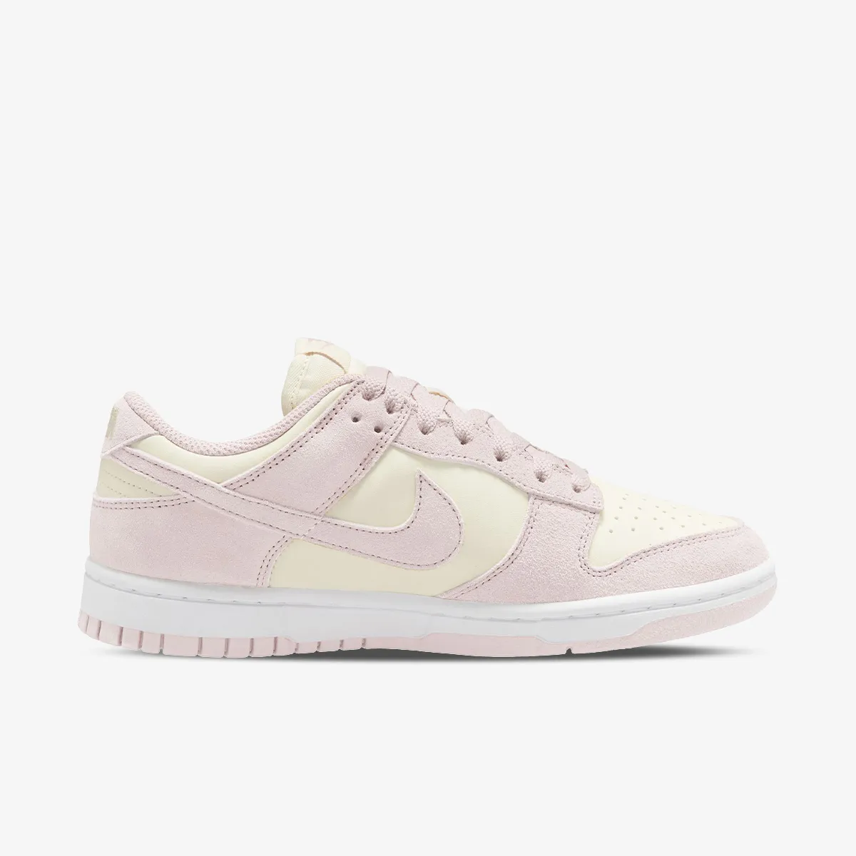 NIKE WMNS NIKE DUNK LOW SE 