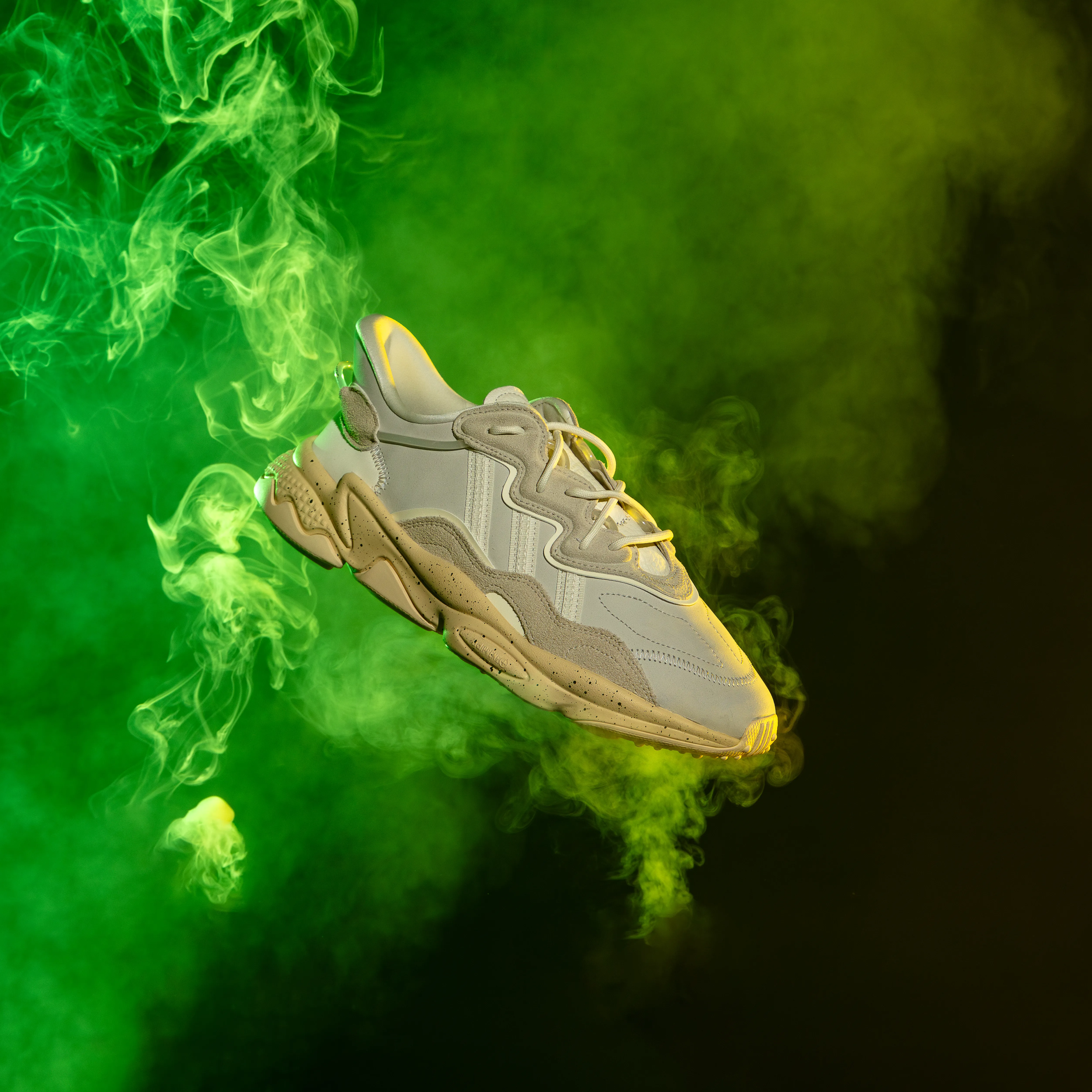 ADIDAS OZWEEGO 