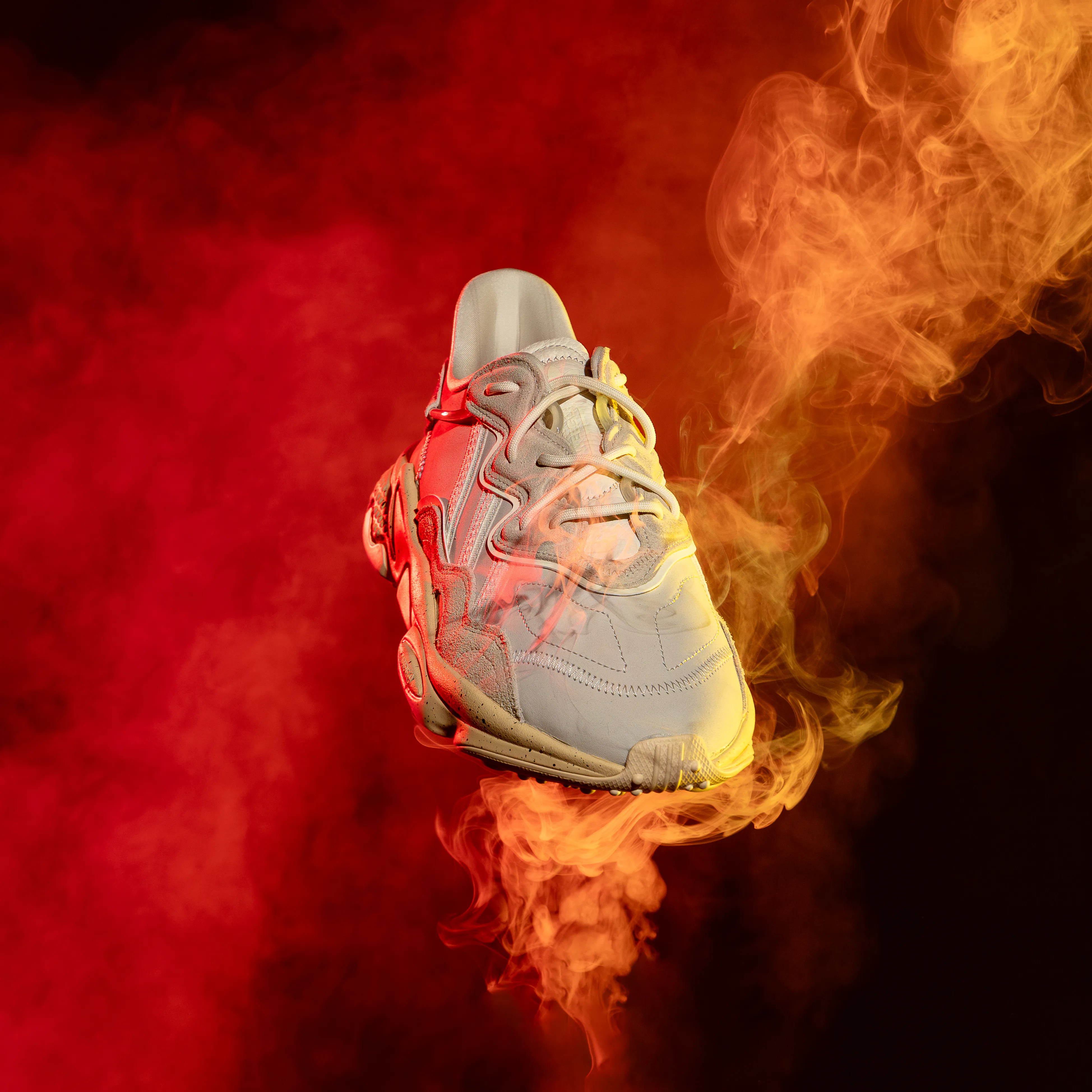 ADIDAS OZWEEGO 