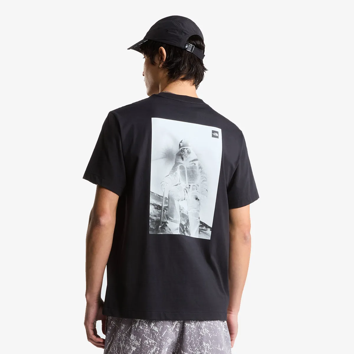 THE NORTH FACE EXPEDITION PHOTO RELAXED SHORT SLEEVE 