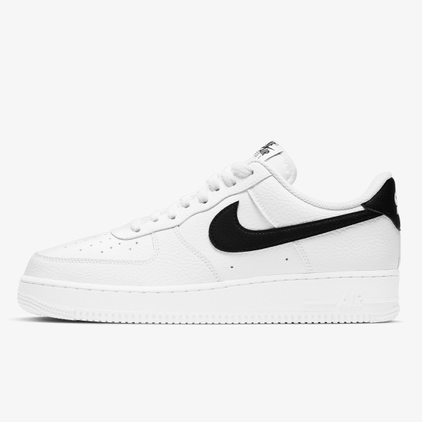 NIKE AIR FORCE 1 '07 