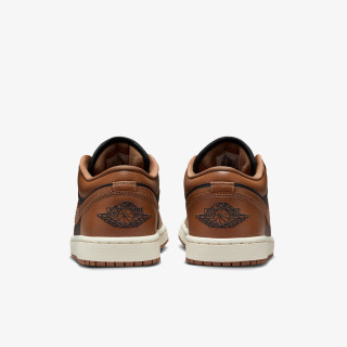 NIKE WMNS AIR JORDAN 1 LOW 
