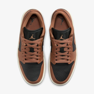 NIKE WMNS AIR JORDAN 1 LOW 