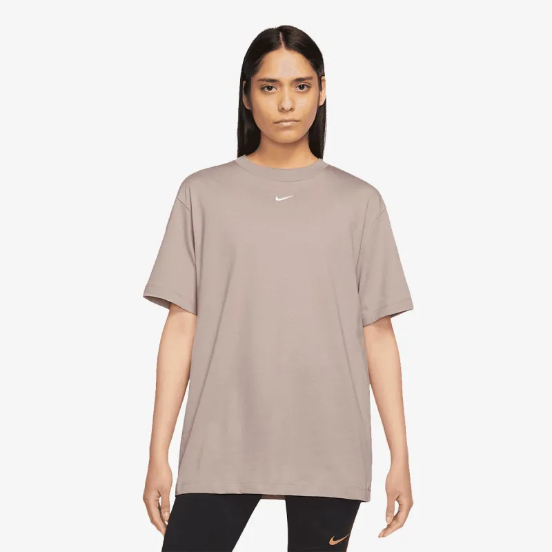 NIKE W NSW ESSNTL TEE BF LBR 