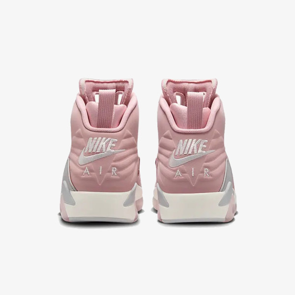 NIKE WMNS JORDAN MVP 
