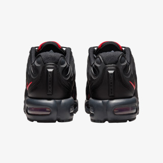 NIKE AIR MAX PLUS DRIFT 