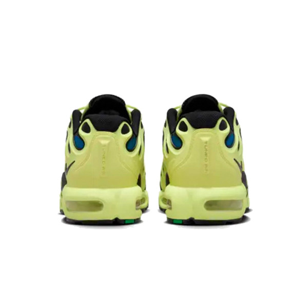 NIKE AIR MAX PLUS DRIFT 