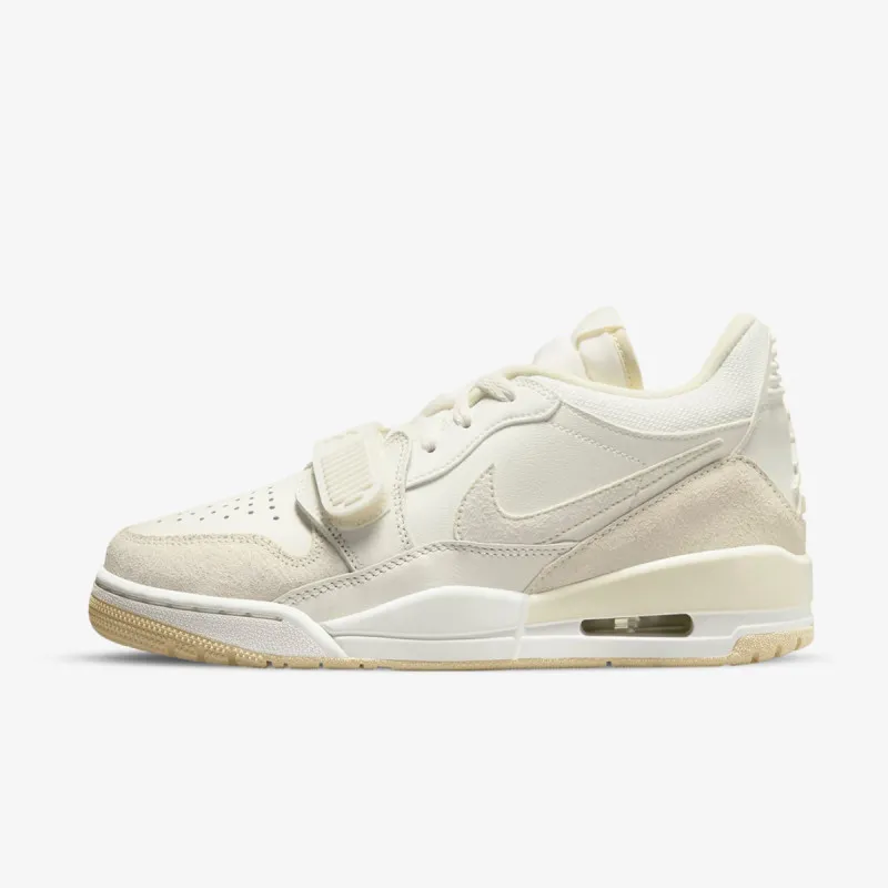 NIKE WMNS AIR JORDAN LEGACY 312 LOW 