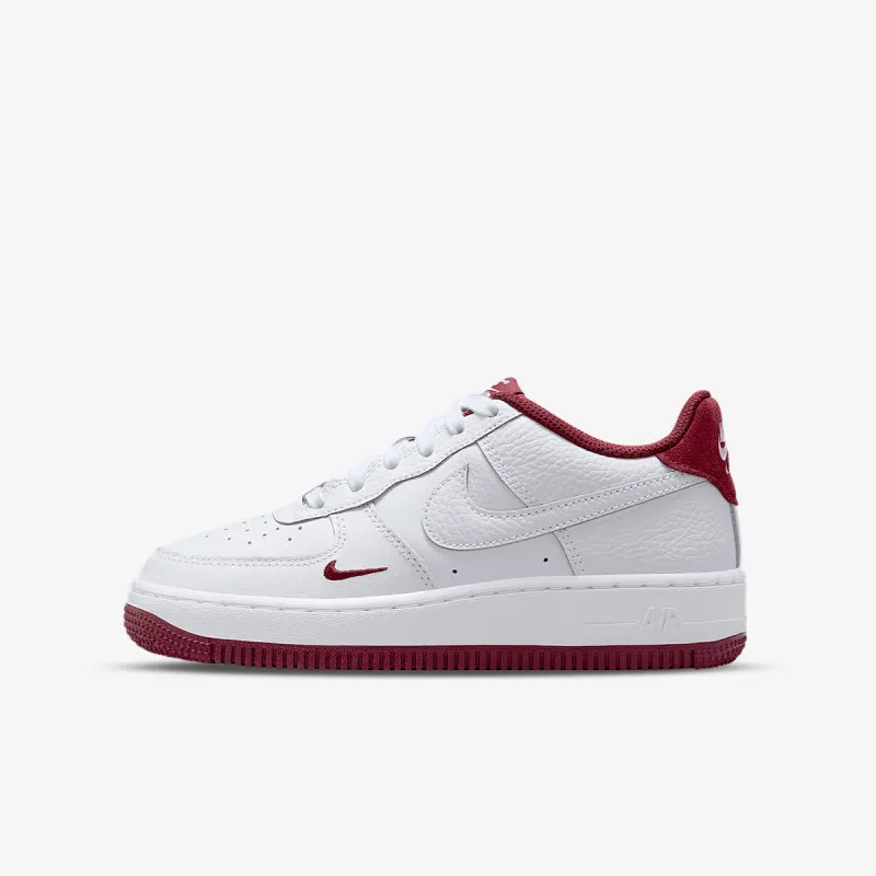 NIKE AIR FORCE 1 LV8 3 BG 