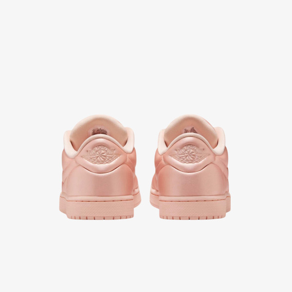 NIKE WMNS AIR JORDAN 1 MM LOW V2 