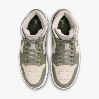 NIKE WMNS AIR JORDAN 1 MID SE 