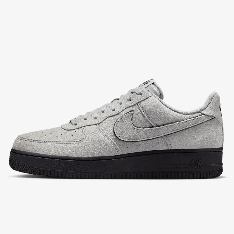 NIKE AIR FORCE 1 '07 LV8 