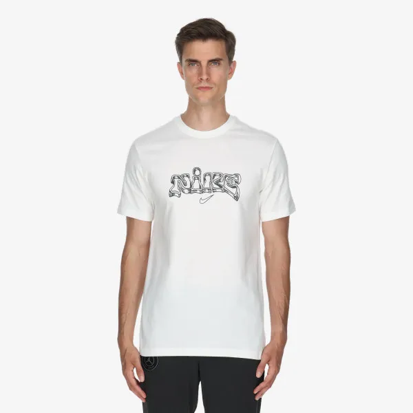 NIKE M NK TEE IYKYK FITNESS HO25