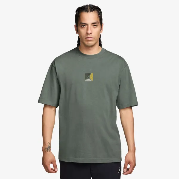 NIKE M J ELE GFX SS CREW 