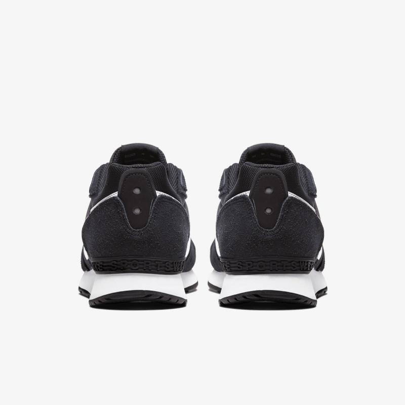 NIKE NIKE VENTURE RUNNER 