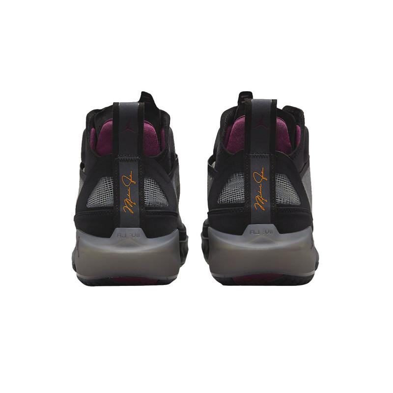 NIKE AIR JORDAN XXXVII 