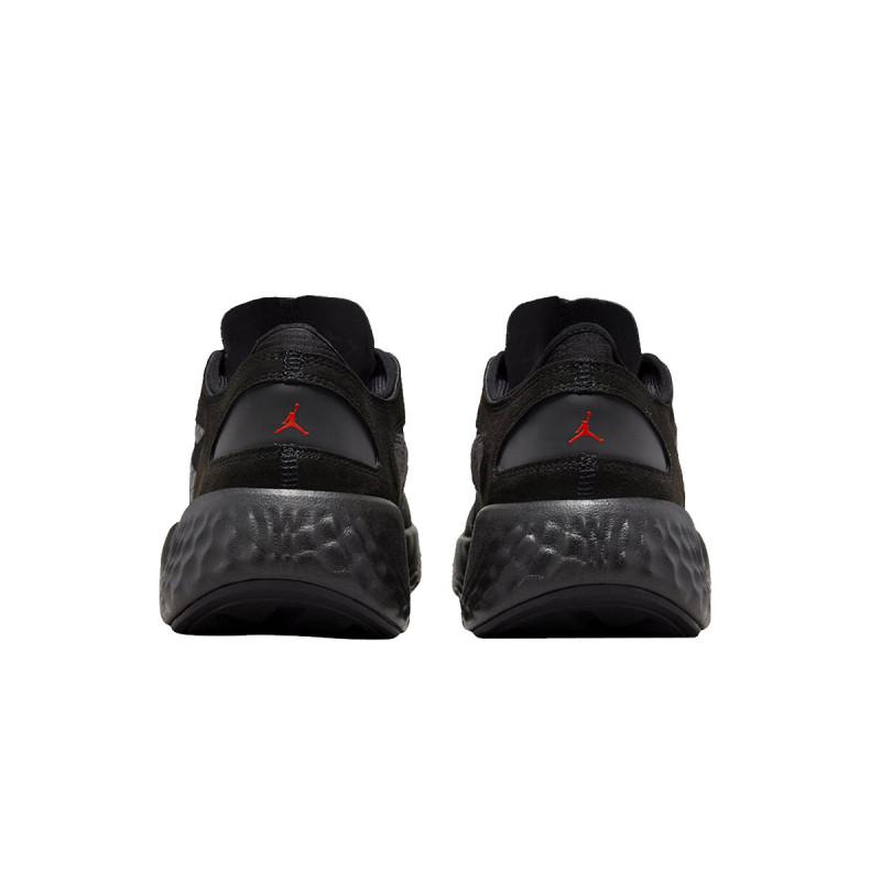 NIKE JORDAN DELTA 3 LOW 