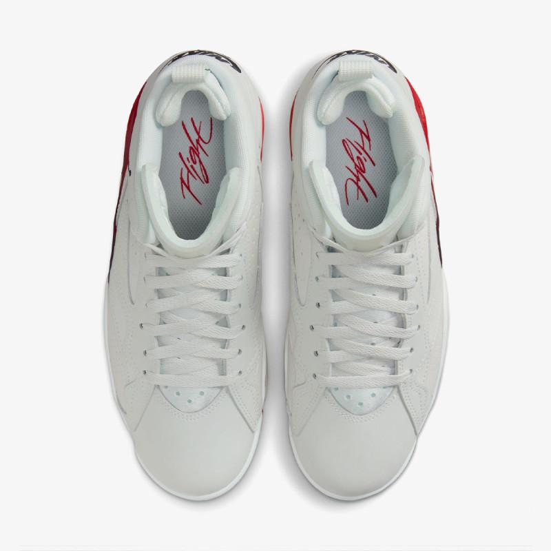 NIKE WMNS JORDAN MVP 